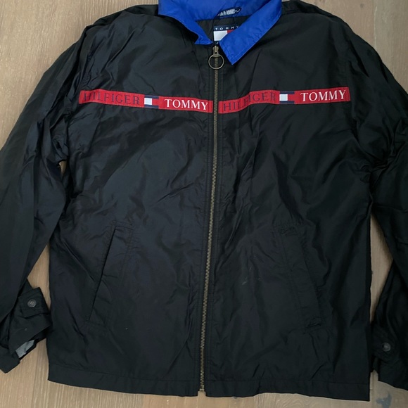 Vintage Tommy Hilfiger windbreaker - Picture 5 of 5